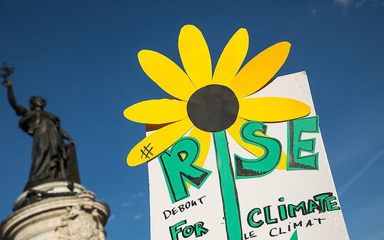 Marche pour le climat: Zehntausende gehen in Frankreich zum Klimaschutz auf die Strasse - wie hier in Paris.