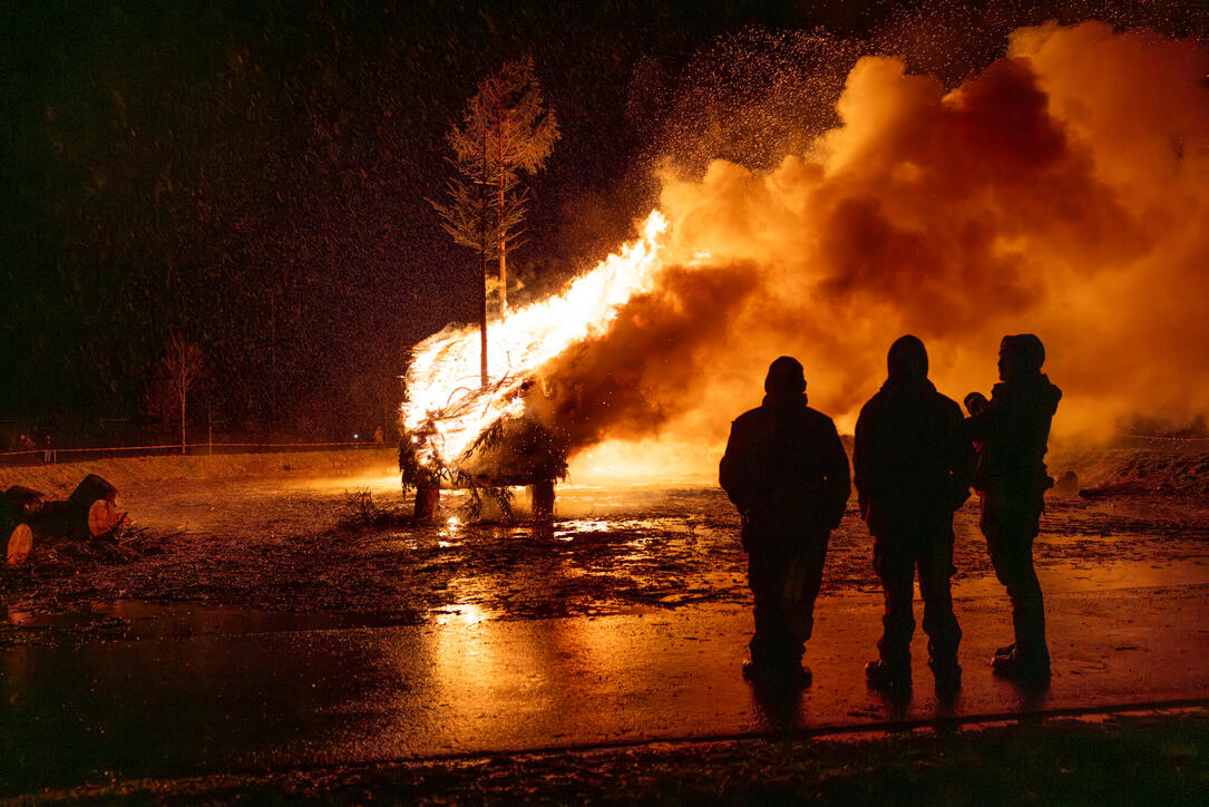 Funken Triesen mit Fackelumzug