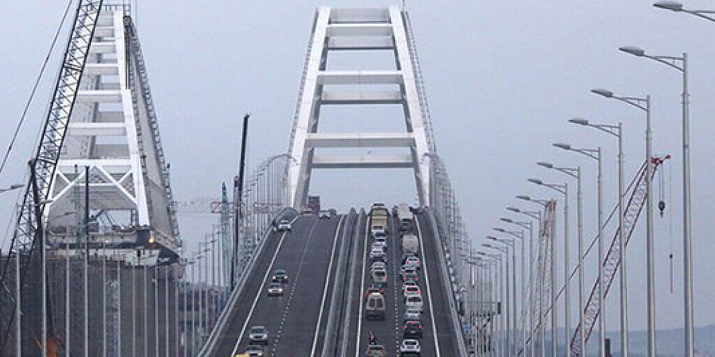 Bereits seit Mai 2018 kann die Krim-Brücke von Autos befahren werden.
