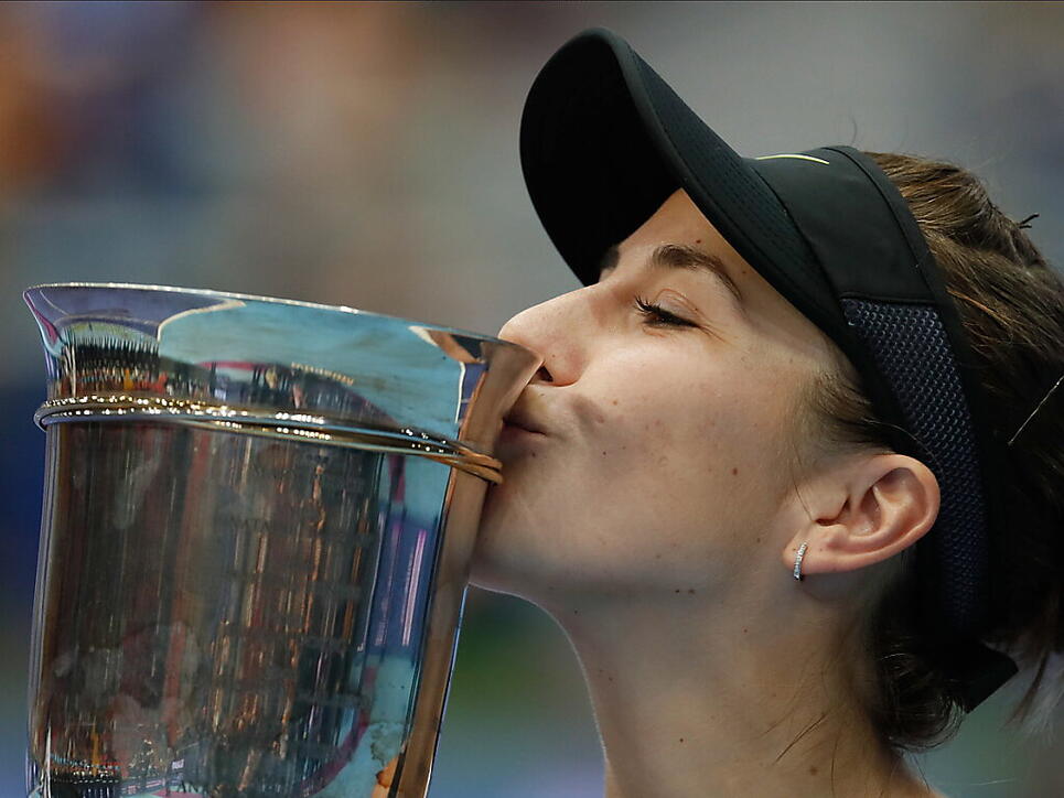 Ehre Fur Belinda Bencic Vaterland Online