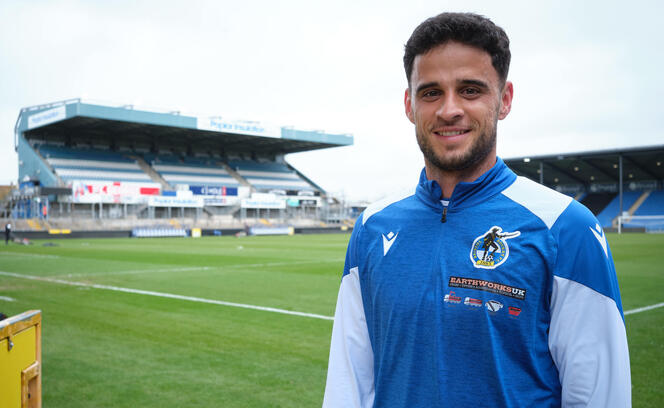 Fabrizio Cavegn im Memorial Stadium in Bristol.
