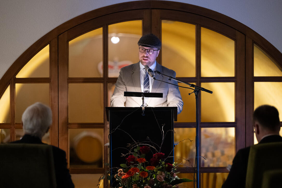 Vernon Smith Prize (19.02.2024)