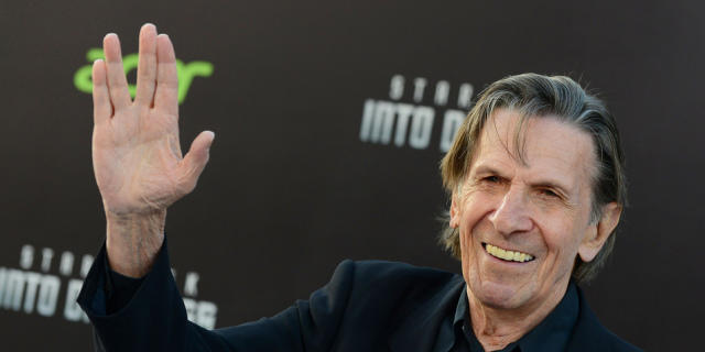 Er machte den Vulkaniergruss berühmt: "Mr. Spock" Nimoy (Archiv) Er machte den Vulkaniergruss berühmt: "Mr. Spock" Nimoy (Archiv)
