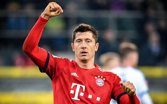 Der Pole Robert Lewandowski erzielte 197. Tore in der Bundesliga für Borussia Dortmund und Bayern München