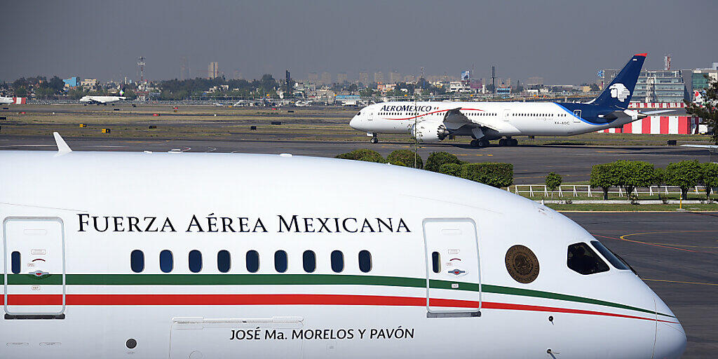 Der mexikanische Präsident Andrés Manuel López Obrador will auf das Präsidentenflugzeug verzichten.(Archivbild)