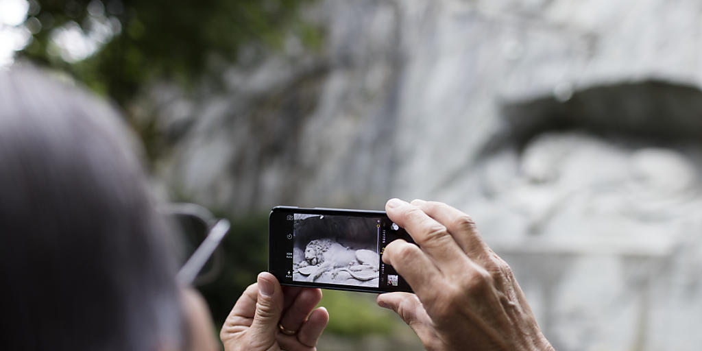 In Luzern steppt der Bär und lockt der Löwe die Touristen an. (Archiv)