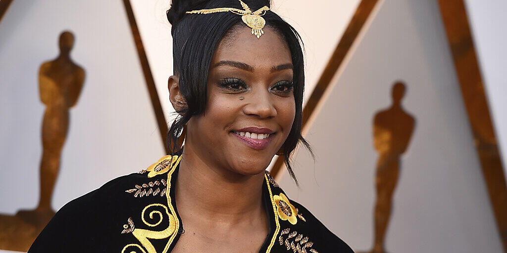 ARCHIV - Tiffany Haddish kommt vor der Verleihung der Oscars 2018 auf den roten Teppich. Foto: Jordan Strauss/Invision/AP/dpa