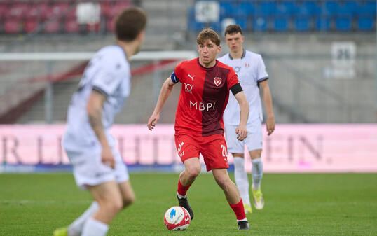 Luca Mack (Mitte) pr&auml;gte die taktische Spielphilosophie des FC Vaduz.