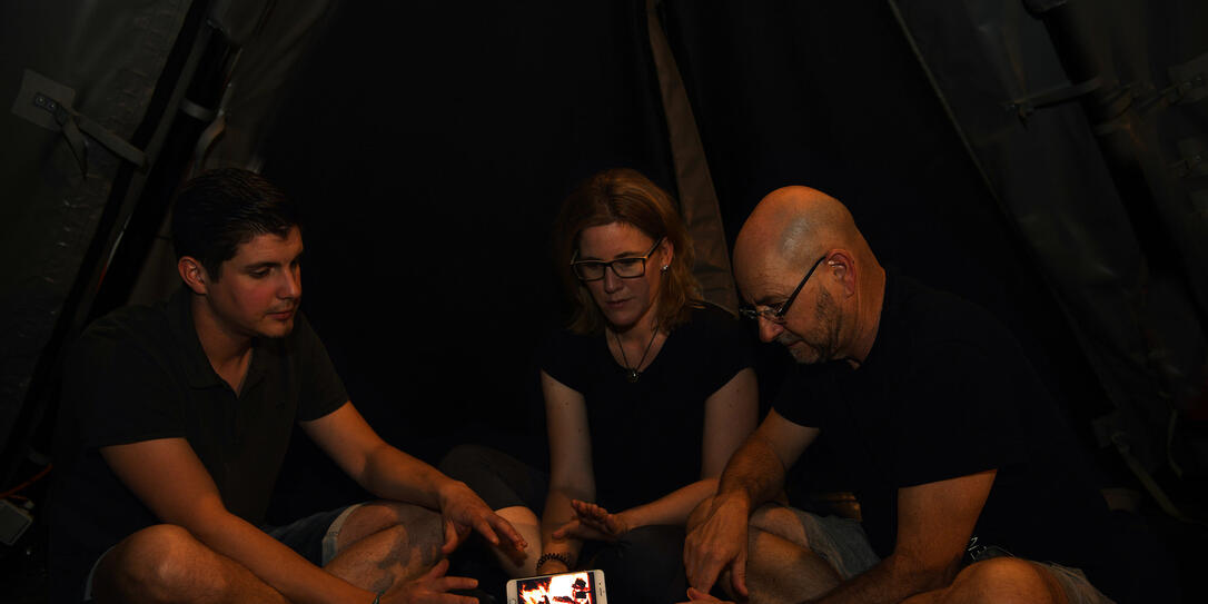 Dunkelzelt KLANGLABOR Campfire TAK Schaan Dunkelzelt KLANGLABOR Campfire TAK Schaan