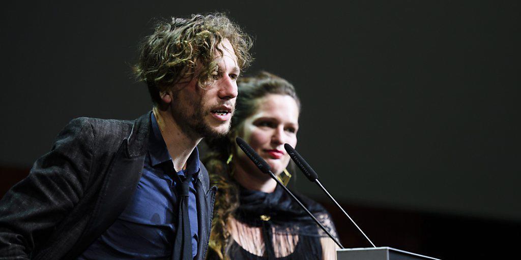 Regisseur Jan Gassmann erhielt den Preis für den besten Schweizer Film im ZFF-Programm.