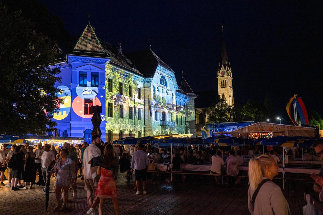 Staatsfeiertag 2026 Volksfest mit Abendprogramm