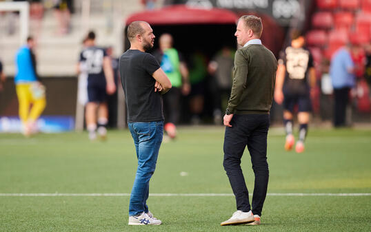 Sportchef Franz Burgmeier (l.) und Trainer Marc Schneider werden den Gegner aus Irland genau analysieren.