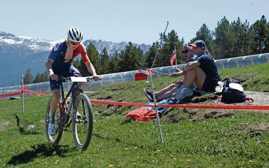 Romano Püntener fährt zum Sieg bei den Kleinstaatenspielen in Andorra