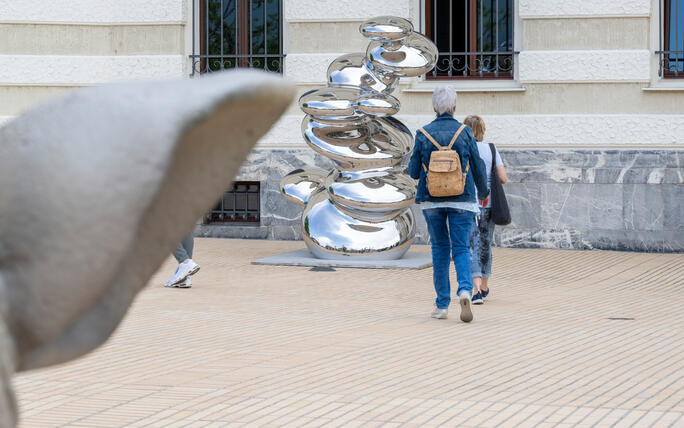 240430 Bad Ragartz in  Vaduz auf dem Peter-Kaiser-Platz 