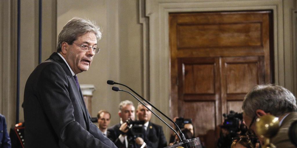 Der neu ernannte italienische Ministerpräsident Paolo Gentiloni hat die Zusammensetzung seiner Regierung präsentiert. Die meisten der 19 Minister sind für die Italiener bekannte Gesichter, da sie bereits im Kabinett von Gentilonis Vorgänger Matteo Renzi waren.