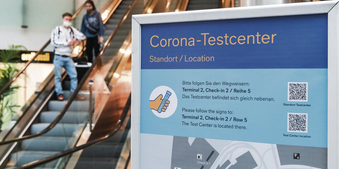 CORONA-TESTCENTER, TESTZENTRUM, TESTCENTER, SCHNELLTEST, SPEICHELPROBE, FLUGHAFEN, CORONAVIRUS, COVID-19, COVID 19,