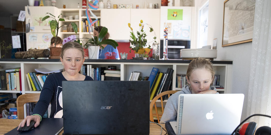 FERNUNTERRICHT, HOMESCHOOLING, NOTSTAND, LOCKDOWN, CORONAVIRUS, COVID-19, COVID 19, FERNUNTERRICHT, HOMESCHOOLING, NOTSTAND, LOCKDOWN, CORONAVIRUS, COVID-19, COVID 19,