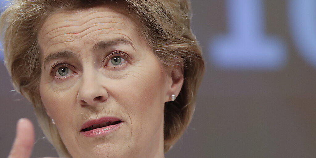 Kampf gegen Coronavirus: EU-Kommissionspräsidentin Ursula von der Leyen will Einreisen in die EU aussetzen. (Archiv)
