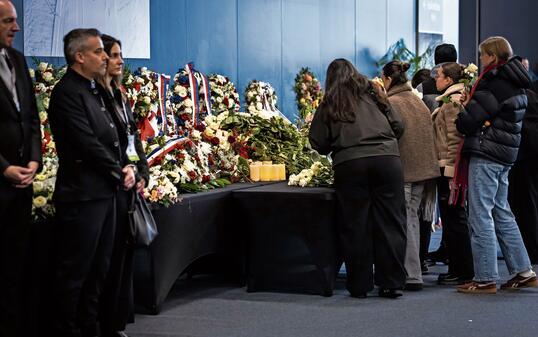 BAR, CLUB, FEUER, FEUERSBRUNST, BRAND, TRAUER, GEDENKEN, "LE CONSTELLATION", GEDENKEN,  BRANDKATASTROPHE, NATIONALER, TRAUERTAG, GEDENKTAG,