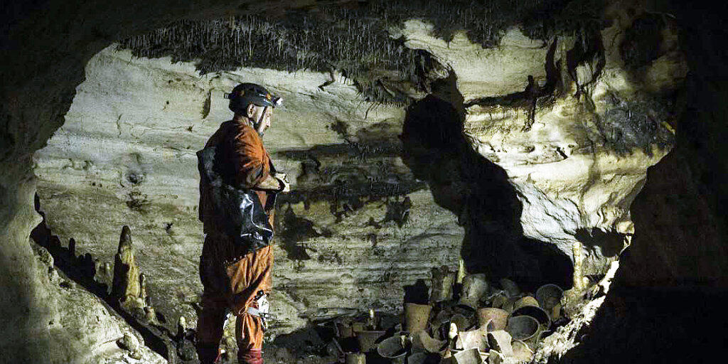 Archäologen haben in der berühmten Maya-Ruinenstadt Chichén Itzá in Mexiko Gefässe und andere Objekte aus präkolumbischer Zeit in einer Höhle entdeckt. (Archiv)