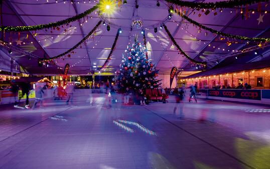 20221111 Eröffnung «Vaduz on Wheels», Rathausplatz