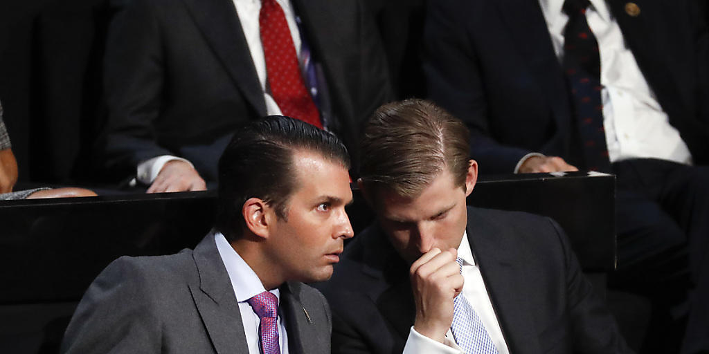 Donald Trump Jr (l) und Eric Trump, neue Eigentümer des Firmenimperiums
