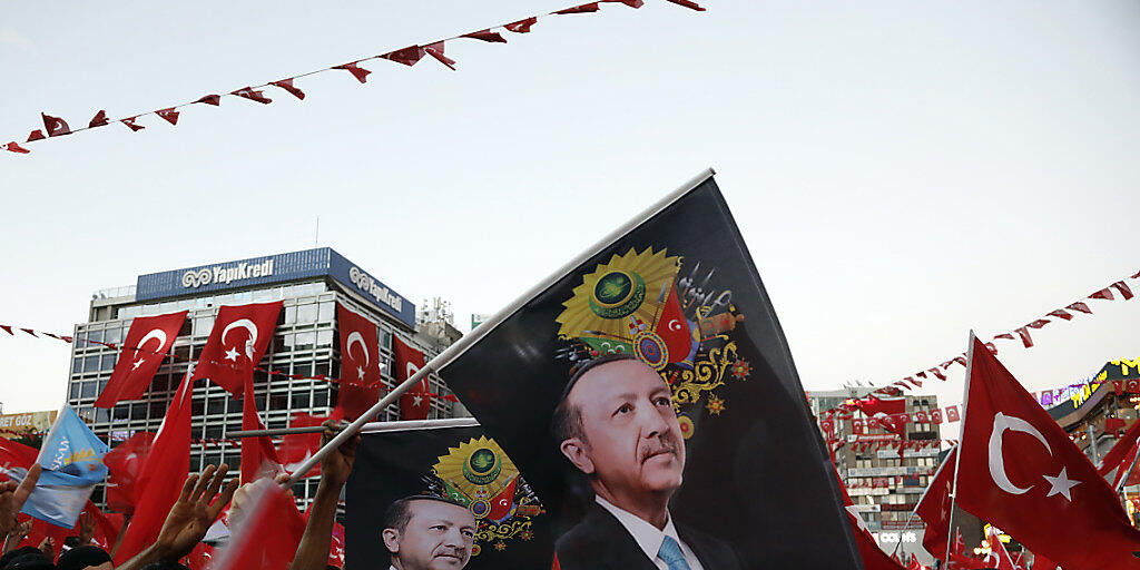 Liess den zweijährigen Ausnahmezustand im Land auslaufen: Türkeis Staatspräsident Recep Tayyip Erdogan. (Archivbild)