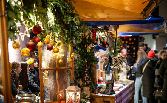 Adventsmarkt (Lichterglanz), in Triesenberg (30.11.2025)