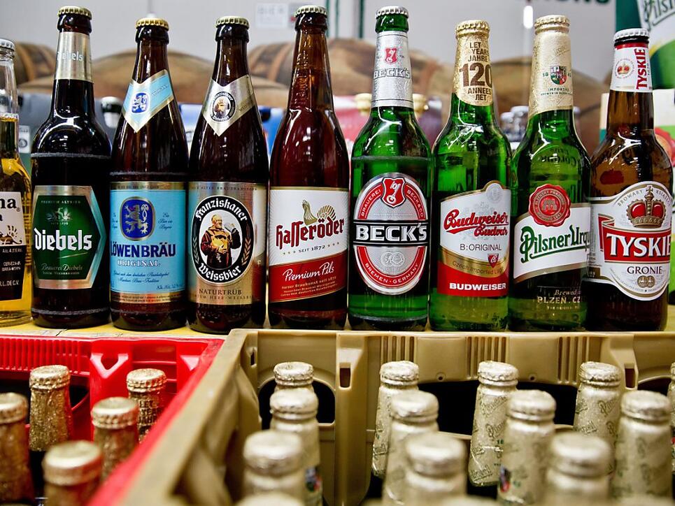 Der Brauereiriese Anheuser-Busch verkauft die Traditionsbrauereien Hasseröder und Diebels. (Archiv)