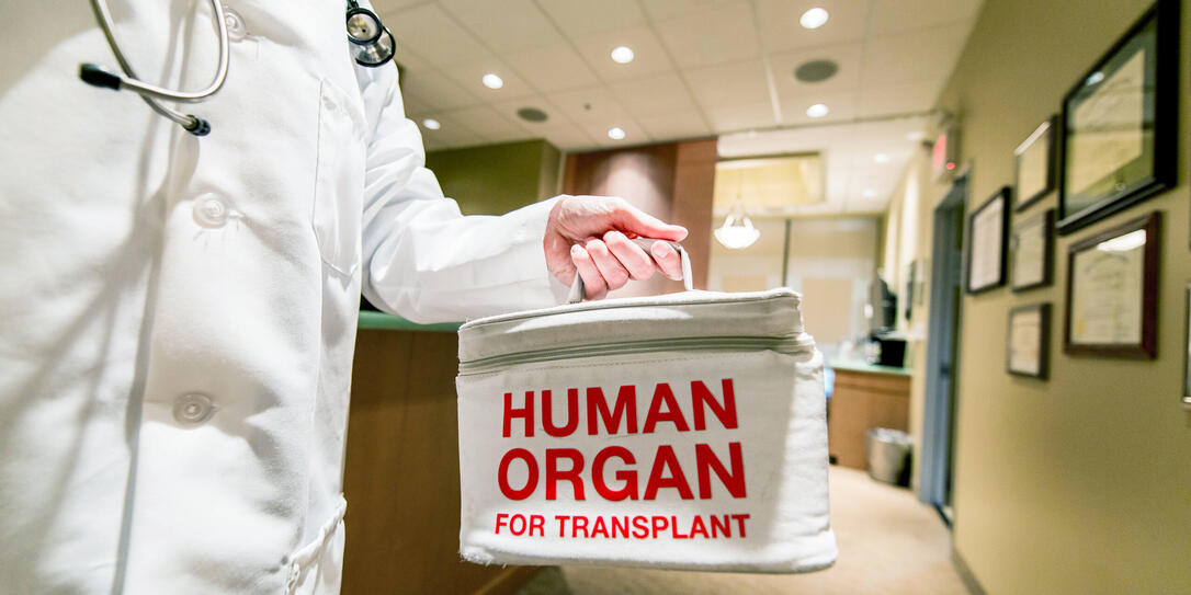Transporting a Human Organ for Transplant Transporting a Human Organ for Transplant
