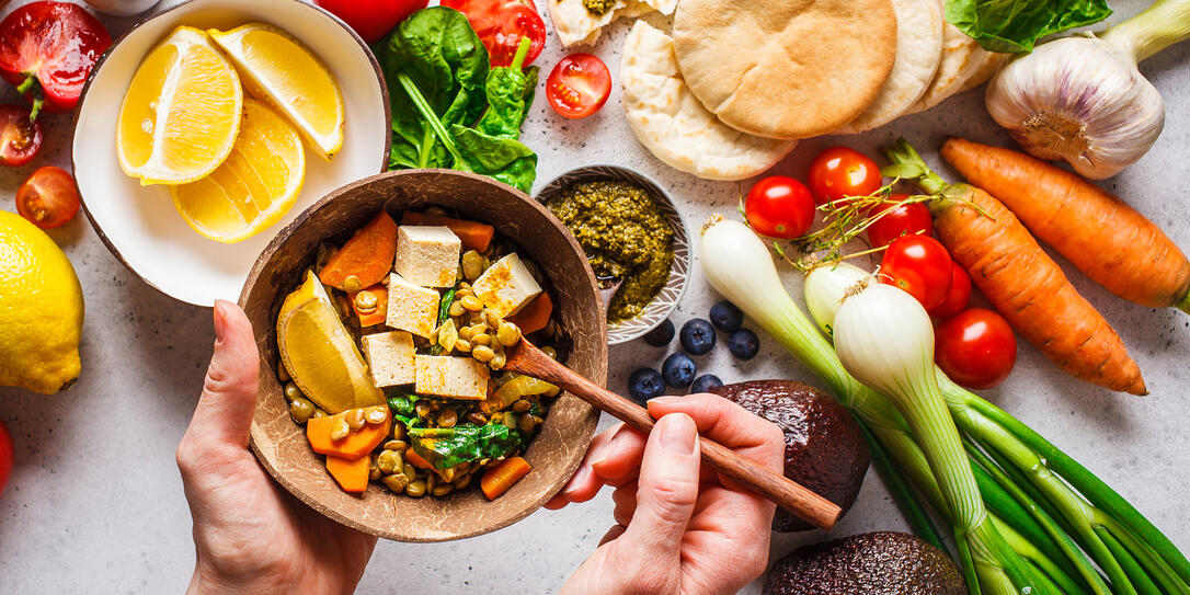 Vegane Ernährung ist sehr ballaststoffreich. Vegane Ernährung ist sehr ballaststoffreich.