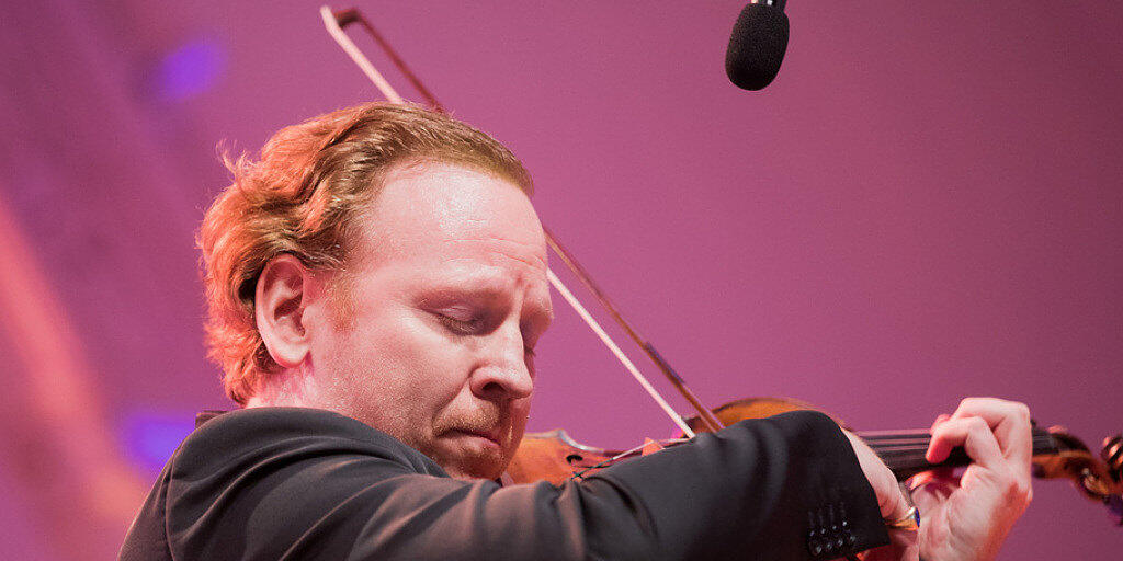 Der südafrikanisch-britische Geiger Daniel Hope leitet das Zürcher Kammerorchester seit September 2016. Im März 2018 ist sein Vertrag bis 2021/22 verlängert worden. (Archiv)