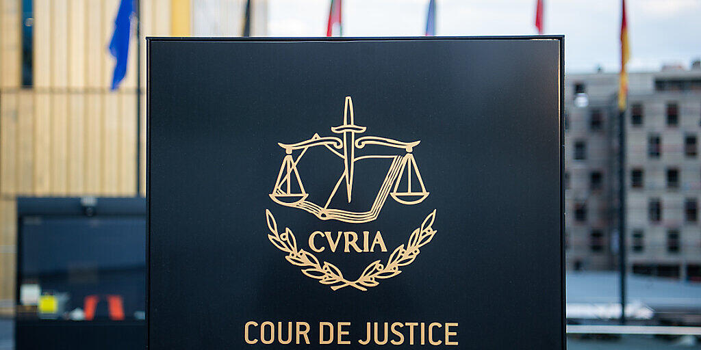ARCHIV - Ein Schild vor dem Europäischen Gerichtshof mit der Aufschrift "Cour de Justice de l'union Européene" im Europaviertel auf dem Kirchberg. Foto: Arne Immanuel Bänsch/dpa ARCHIV - Ein Schild vor dem Europäischen Gerichtshof mit der Aufschrift "Cour de Justice de l'union Européene" im Europaviertel auf dem Kirchberg. Foto: Arne Immanuel Bänsch/dpa