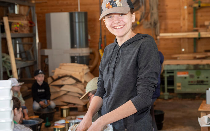 Umweltputzete und Basteln von Nisthilfen in Triesenberg (18.04.2026)