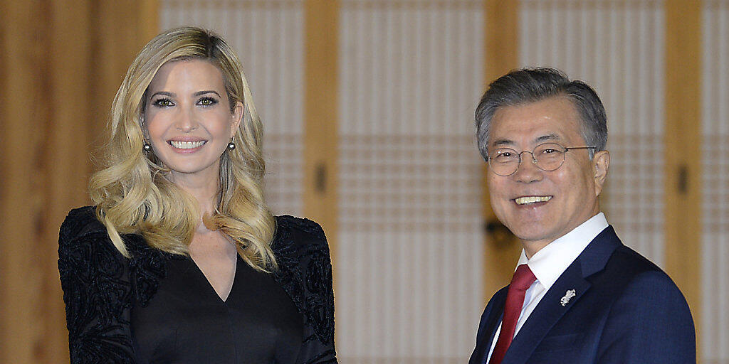 US-Präsidententochter Ivanka Trump wurde vom südkoreanischen Präsidenten Moon empfangen.