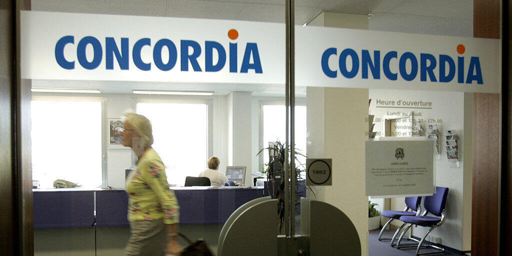 Die Krankenkasse Concordia schliesst die Tür für Firmenkunden - 40 Stellen gehen verloren. (Archivbild)