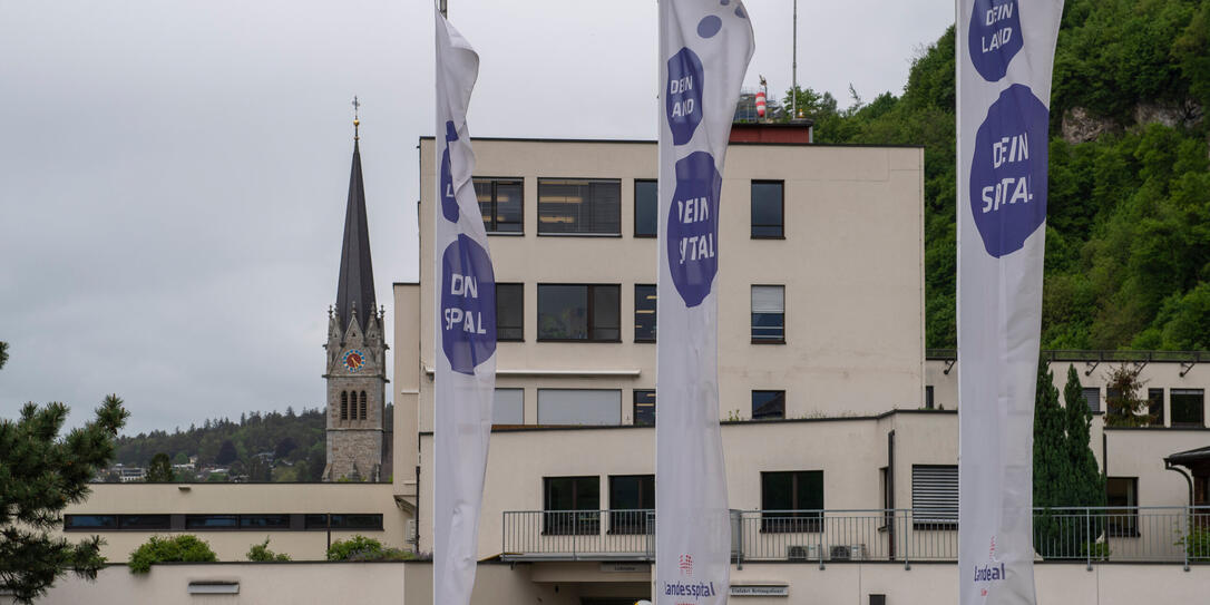 230511 Liechtensteinisches Landesspital Vaduz von Aussen