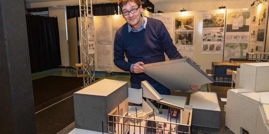 Ausstellung, KonTAKt in Schaan Ausstellung, KonTAKt in Schaan