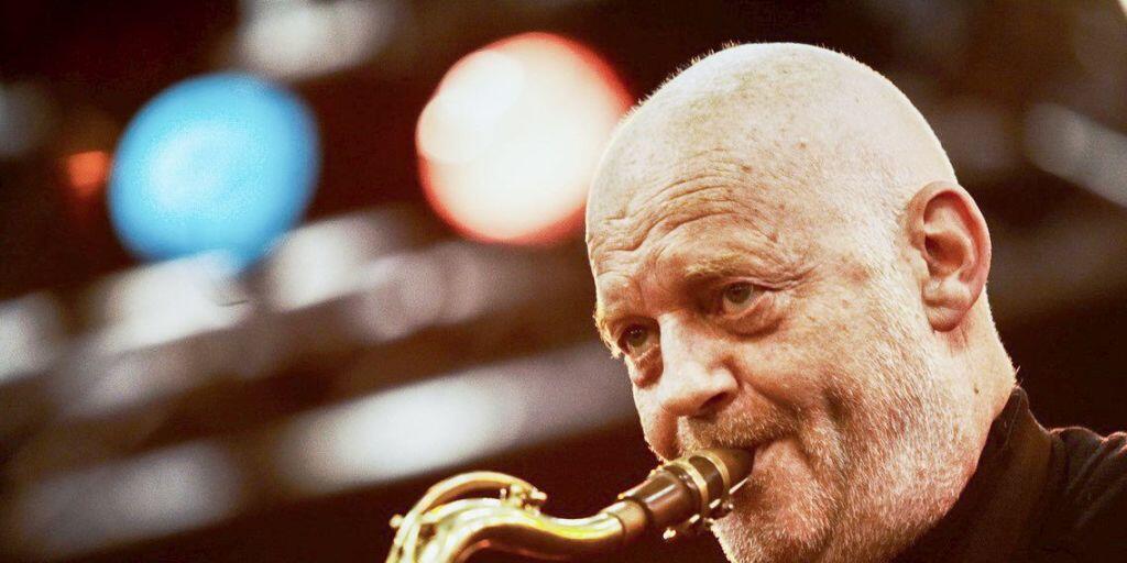 Der Jazzsaxofonist Andy Scherrer ist am 26. November im Alter von 73 Jahren gestorben.