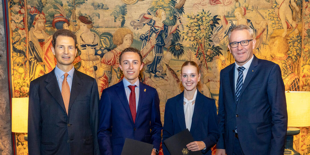 Eintragung Goldenes Buch in Vaduz