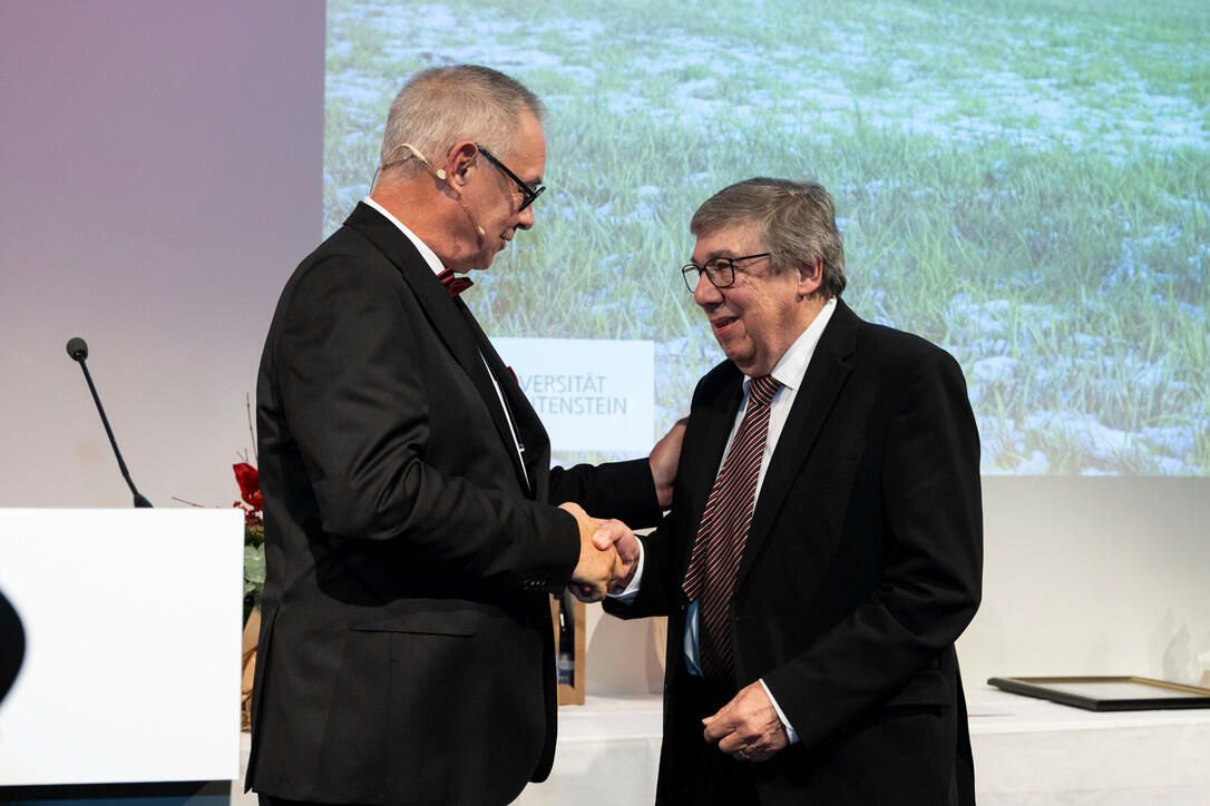 Tag der Universität mit Auszeichnungen an der Uni Vaduz
