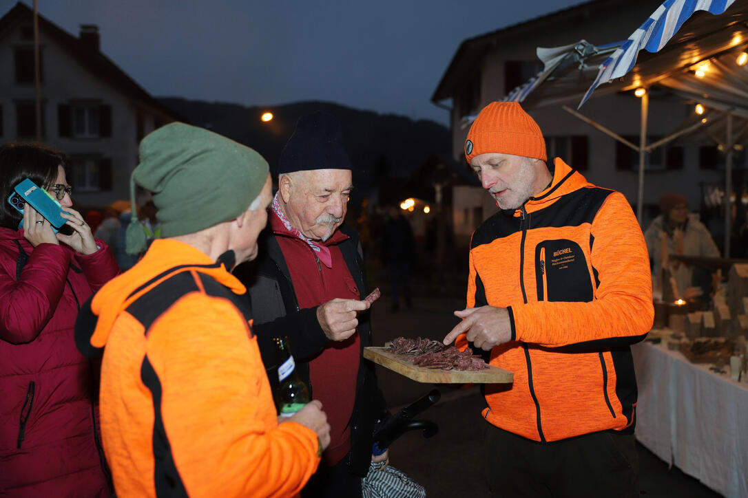 Büchler Weihnachtsmarkt in Rüthi