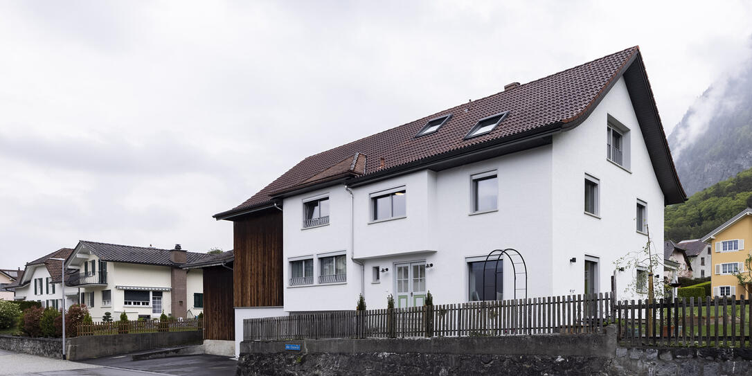 Im Bestand bauen und neues aus einem Haus herausholen. Im Bestand bauen und neues aus einem Haus herausholen.