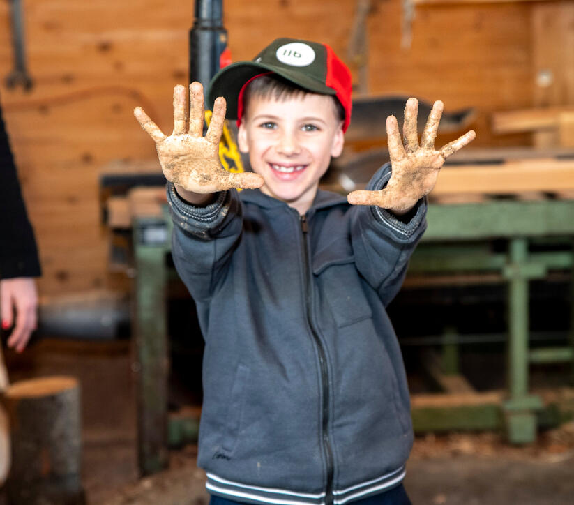 Umweltputzete und Basteln von Nisthilfen in Triesenberg (18.04.2026)