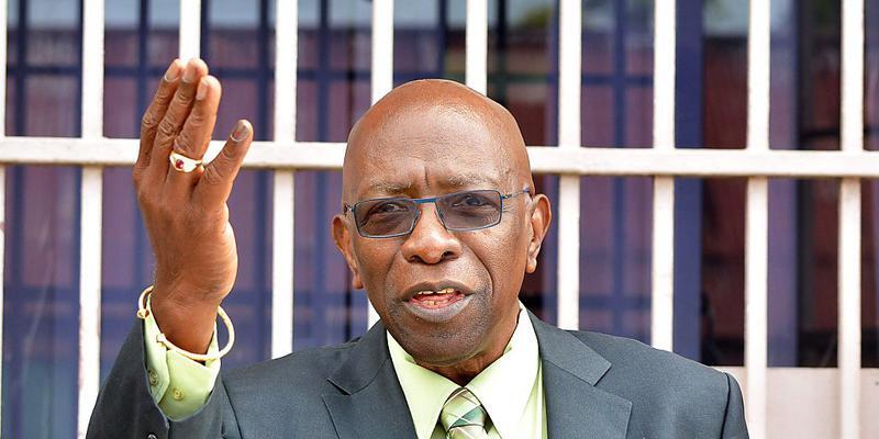 Lebenslange Sperre für Jack Warner