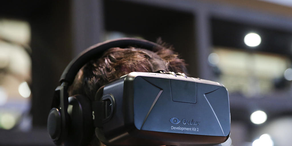 Oculus und Microsoft arbeiten bei der neuen Virtual Reality-Brille Rift zusammen (Archiv)