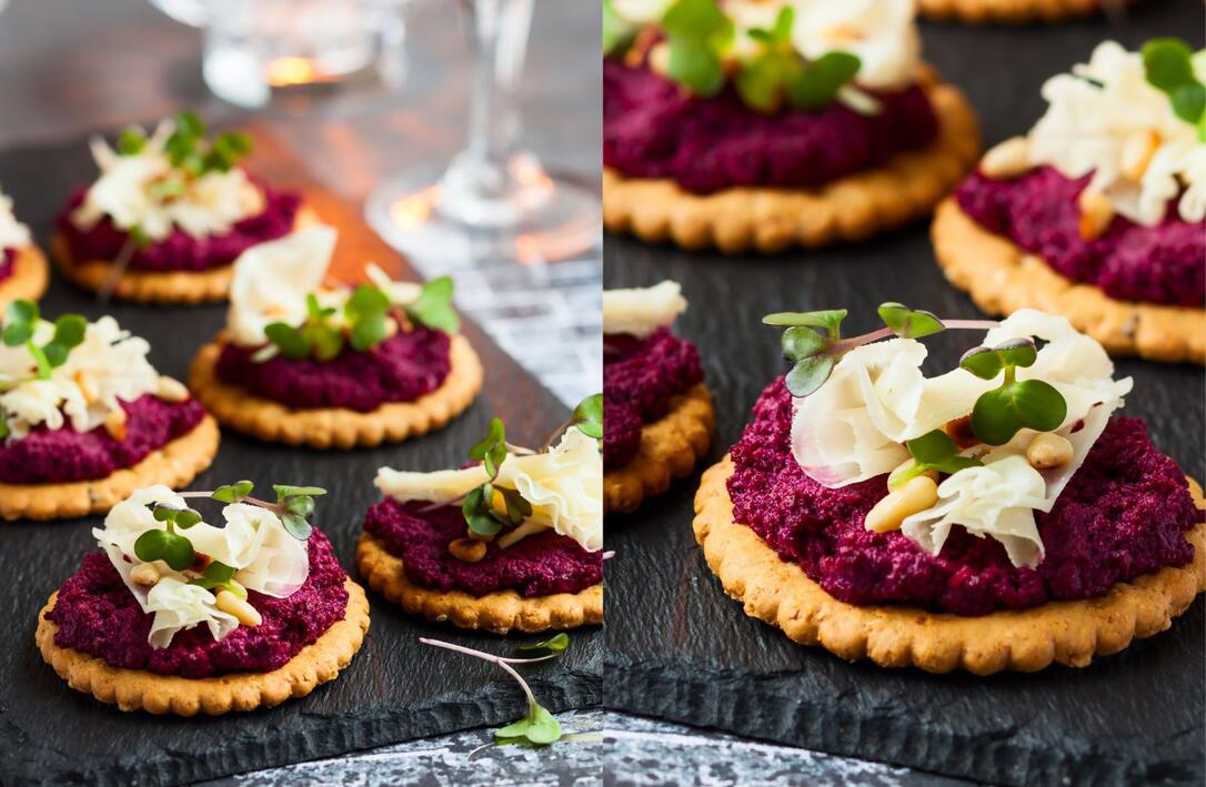 Randen-Kichererbsen-Mousse auf Kräcker