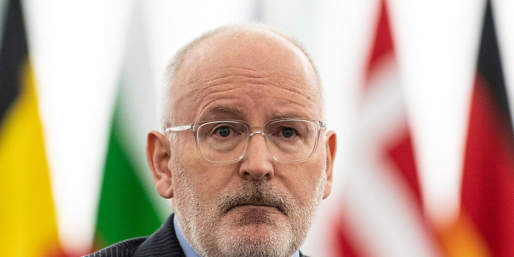 Der sozialdemokratische Spitzenkandidat für die Europawahl, Frans Timmermans, forderte in der "ARD-Wahlarena" am Dienstagabend, eine CO2-Steuer zum Klimaschutz. (Archivbild) Der sozialdemokratische Spitzenkandidat für die Europawahl, Frans Timmermans, forderte in der "ARD-Wahlarena" am Dienstagabend, eine CO2-Steuer zum Klimaschutz. (Archivbild)