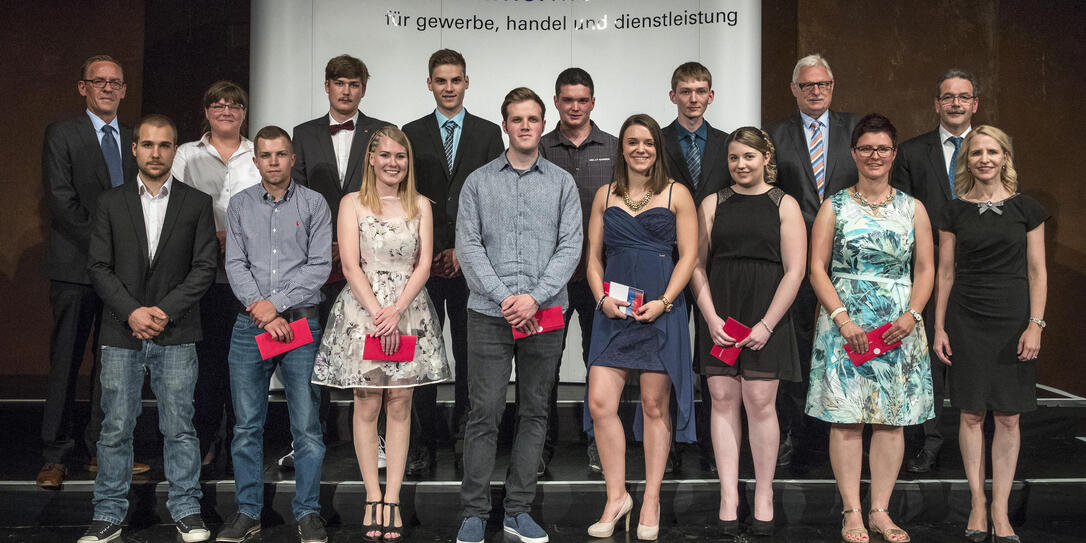 Lehrabschlussfeier der Wirtschaftskammer Lehrabschlussfeier der Wirtschaftskammer