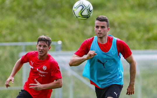 Fussball Challenge-League FC Vaduz Trainingsstart Saisonstart